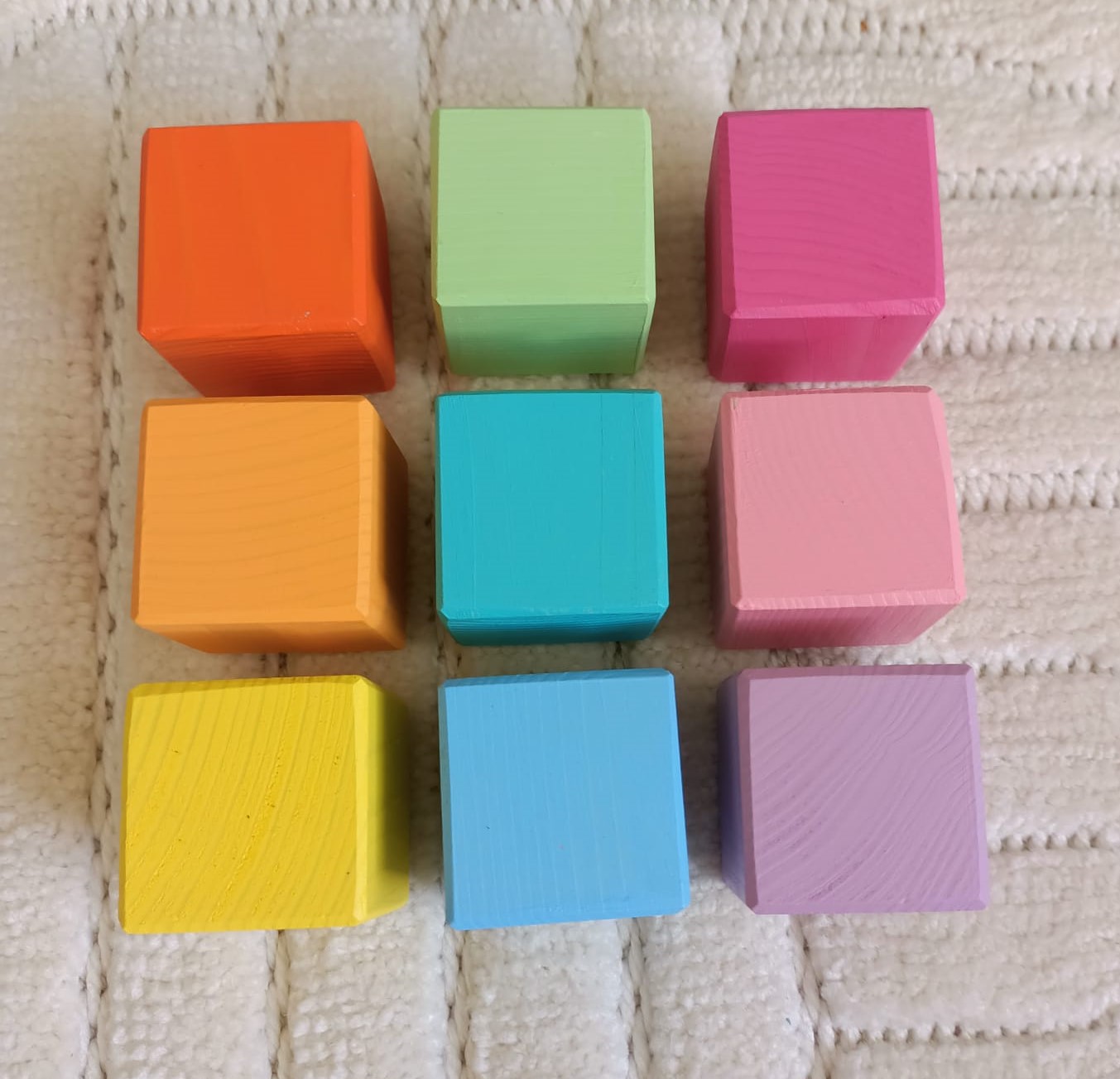 Montessori Eşleştirme Tablalı Silindir Halka Peg Bebek Kase Küp Seti - 9 Renk