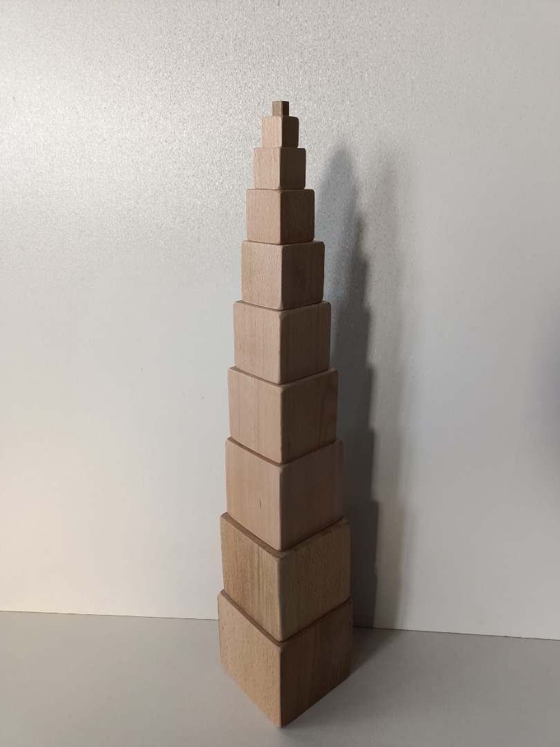 Montessori Pembe Kule Masif Montessori Pembe Kule Masif