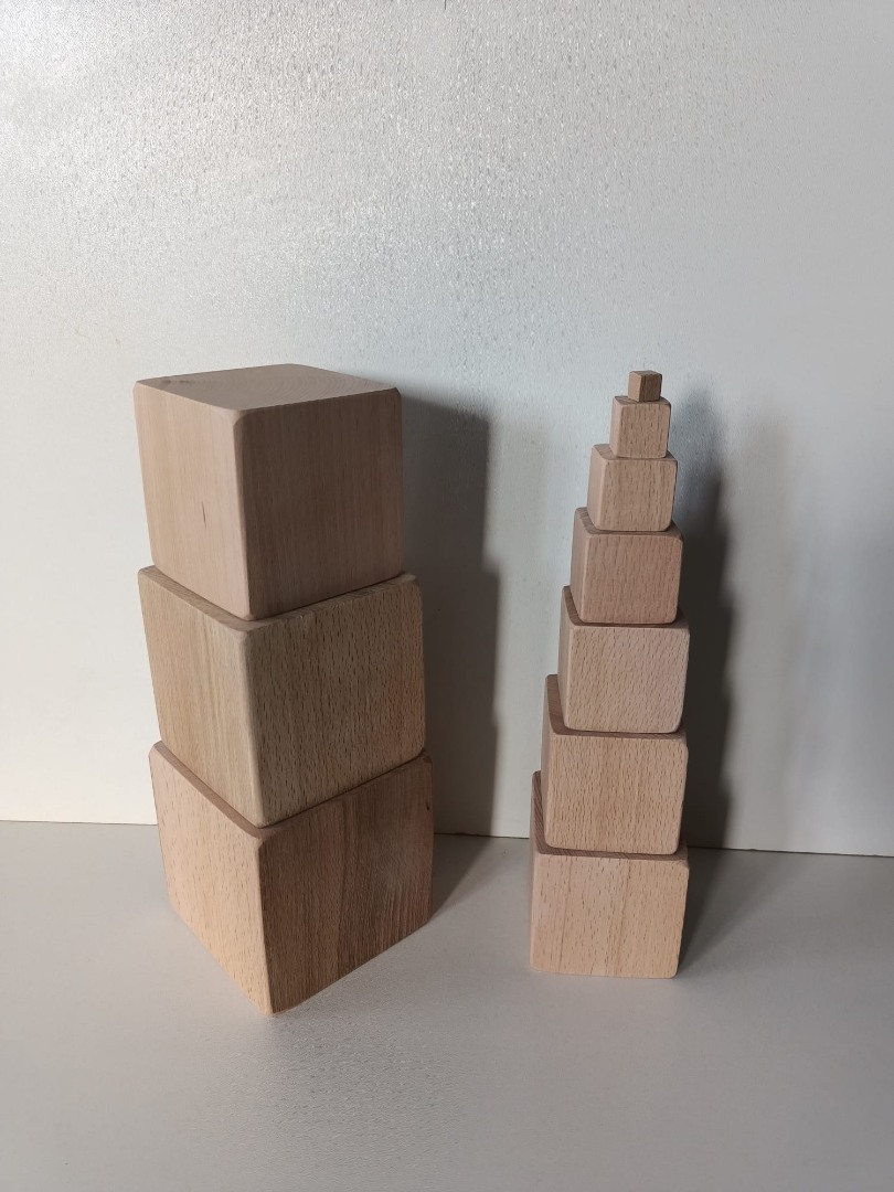 Montessori Pembe Kule Masif Montessori Pembe Kule Masif